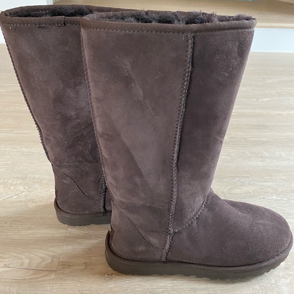 Ugg Classic Tall Boots size 6